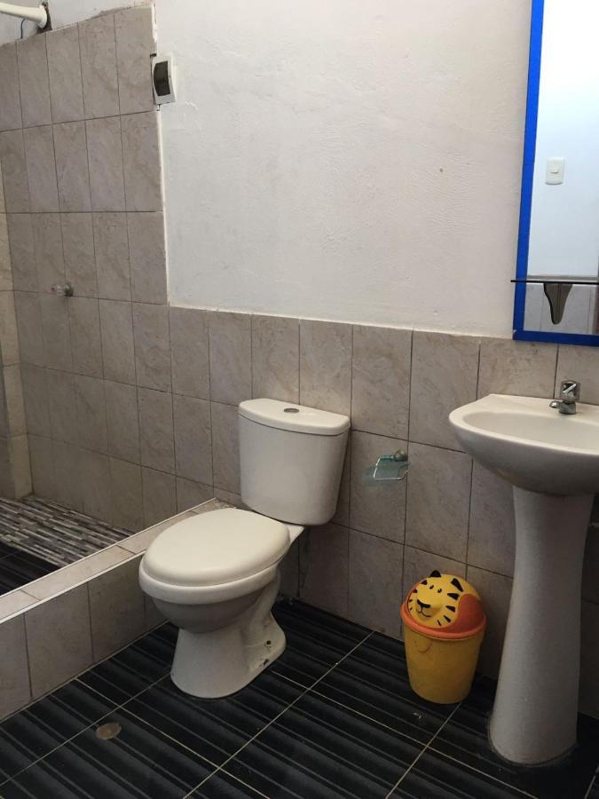 סרו אזול Hospedaje Los Lobos מראה חיצוני תמונה